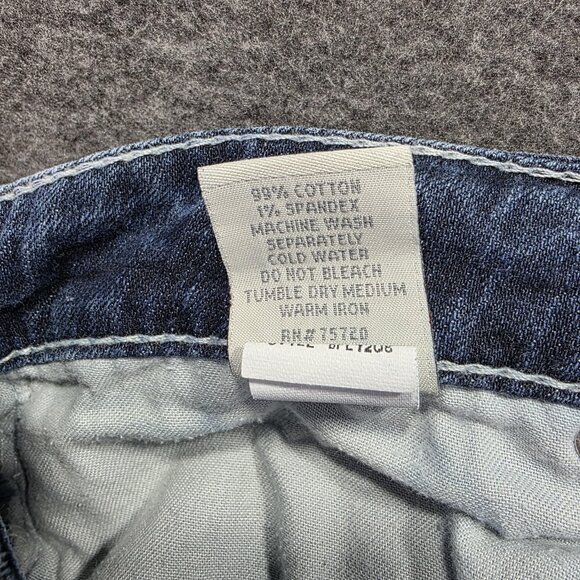 BKE Denim Culture Jeans Womens 30 Blue Distressed Capri Cropped Ripped Faded - Picture 6 of 10